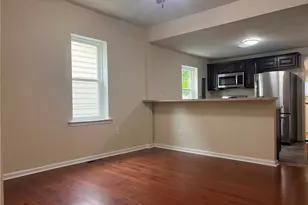 811 Vernon St, Bethlehem City, PA 18015 - Photo 2