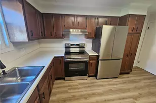 415 William St, Pen Argyl, PA 18072 - Photo 6
