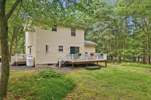 38 Payallup Trail, Penn Forrest, PA 18210 - Photo 54