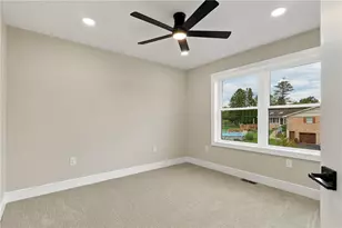 822 Hunter St, North Catasauqua Bor, PA 18032 - Photo 26