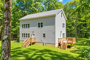 115 Deer Path Ln, Tobyhanna Twp, PA 18346 - Photo 1