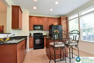 1600 Oakridge Lane, Hellertown Boro, PA 18055 - Photo 4