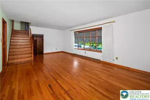 2530 Rosewood Dr, Hanover Twp, PA 18017 - Photo 10