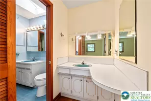 2530 Rosewood Dr, Hanover Twp, PA 18017 - Photo 24