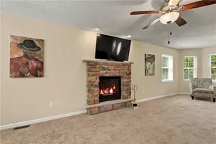1657 Rachel Rd, Hamilton Twp, PA 18360 - Photo 10