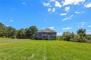 1657 Rachel Rd, Hamilton Twp, PA 18360 - Photo 2