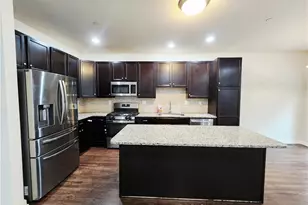 356 Redclover Ln, Upper Macungie Township, PA 18104 - Photo 8