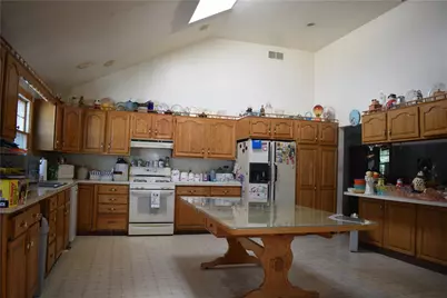 4035 Devonshire Road, Bethlehem Township, PA 18020 - Photo 4