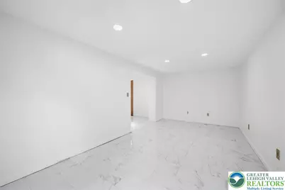 136 E West Street, Wind Gap Boro, PA 18091 - Photo 34