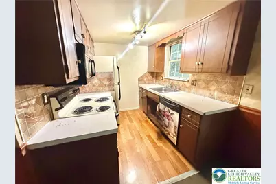 7 W Pittston Street, Allentown City, PA 18103 - Photo 6