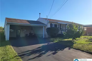 932 Kossuth St, Freemansburg, PA 18017 - Photo 2