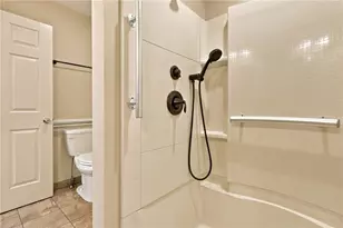 1285 Clearview Cir, Lower Macungie Township, PA 18103 - Photo 14