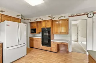 1285 Clearview Cir, Lower Macungie Township, PA 18103 - Photo 20