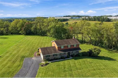 3834 Estate Drive, North Whitehall Township, PA 18078 - Photo 2