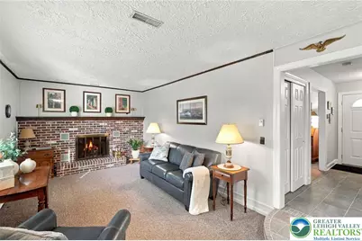 3834 Estate Drive, North Whitehall Township, PA 18078 - Photo 4