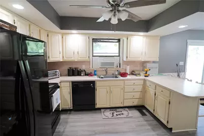 3619 Church Street, Washington Township, PA 18080 - Photo 4