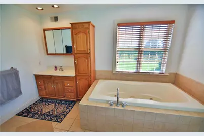 245 Tomahawk Trail, Allen Township, PA 18067 - Photo 18