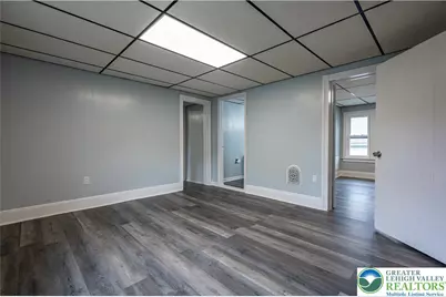 739 Broadway, Bangor, PA 18013 - Photo 32