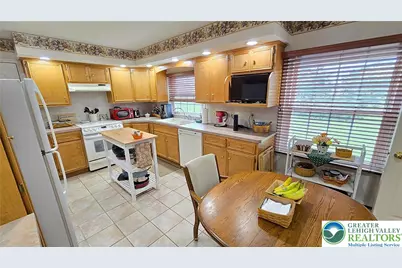 4474 Phillip Street, Whitehall Township, PA 18052 - Photo 6
