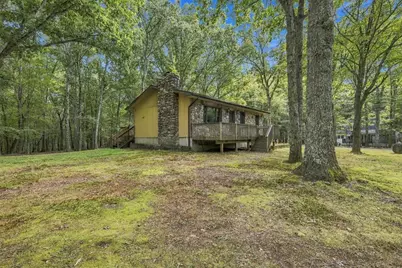 184 Swallow Circle, Bushkill, PA 18324 - Photo 2