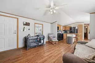 6129 Memorial Rd, Allentown City, PA 18104 - Photo 12