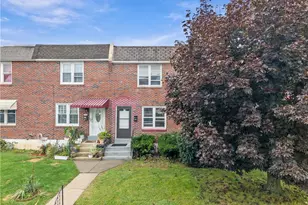 810 S 10th St, Allentown City, PA 18103 - Photo 1