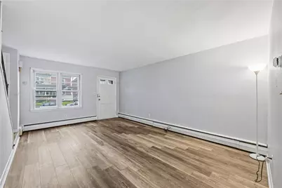 810 S 10th Street, Allentown City, PA 18103 - Photo 4