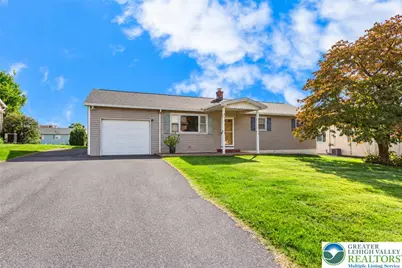 62 N Broad, Upper Nazareth Twp, PA 18064 - Photo 1