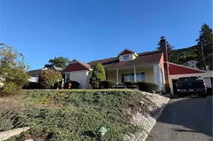 428 E Center St, Nesquehoning, PA 18240 - Photo 4