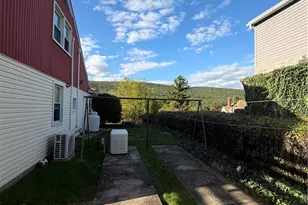 428 E Center St, Nesquehoning, PA 18240 - Photo 2