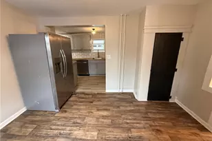 620 Martins Ln, Bethlehem City, PA 18018 - Photo 6
