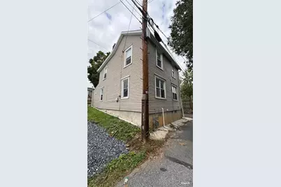 620 Martins Lane, Bethlehem City, PA 18018 - Photo 2