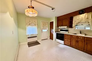 4874 Cherry Ln, Upper Saucon Township, PA 18034 - Photo 8