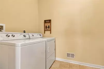 870 E Homestead Lane, Williams Township, PA 18042 - Photo 28