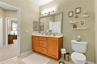 870 E Homestead Ln, Williams Township, PA 18042 - Photo 32