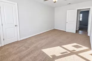 403 Walnut St, Bath, PA 18014 - Photo 24