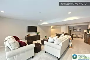 727 Fawn Wy, Pennsburg Boro, PA 18073 - Photo 12