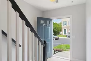 1526 Brookstone Pl, Hellertown, PA 18055 - Photo 2