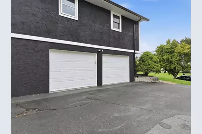 2930 Oakland Road, Bethlehem City, PA 18017 - Photo 2