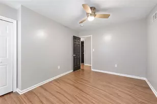 2549 Black Forest Dr, Coplay Boro, PA 18037 - Photo 18