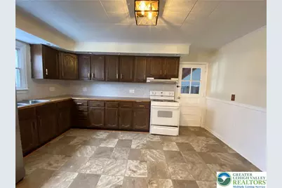 2121 Schoenersville Road, Bethlehem City, PA 18018 - Photo 8