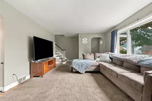 177 Harrison St, Emmaus Boro, PA 18049 - Photo 4