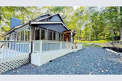 2120 Apley Drive, Bushkill, PA 18324 - Photo 4