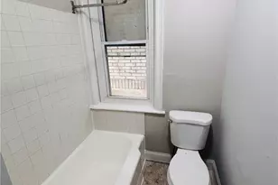 384 Tilghman W, Allentown City, PA 18102 - Photo 12