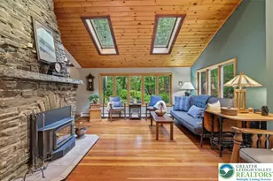 178 Westcolang Rd, Lackawaxen, PA 18435 - Photo 4