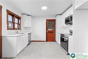 1722 S Albert St, Allentown City, PA 18103 - Photo 10