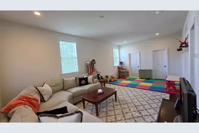 6493 Fox Glove Lane, Upper Saucon Township, PA 18034 - Photo 24