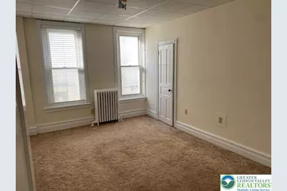 328 Main Street #2nd Floor Front, Emmaus Boro, PA 18049 - Photo 6