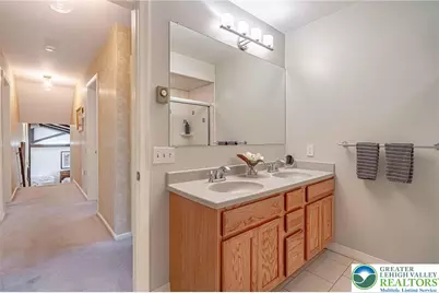4036 Wedgewood Road, South Whitehall Township, PA 18104 - Photo 38