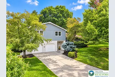 4036 Wedgewood Road, South Whitehall Township, PA 18104 - Photo 2